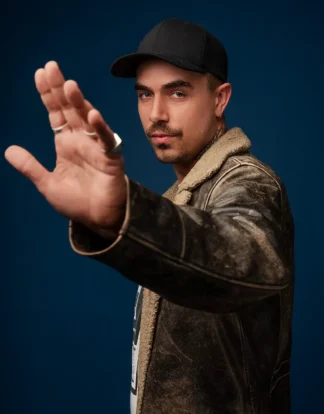 Portrait von Robin Tadic